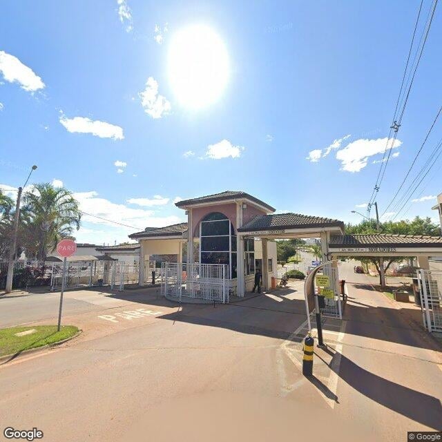 Imagem estática do "Street View" da localização