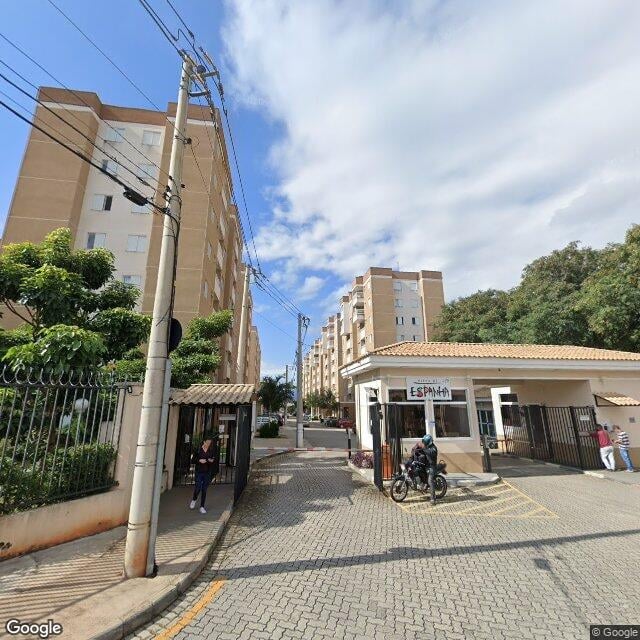 Imagem estática do "Street View" da localização