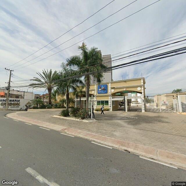 Imagem estática do "Street View" da localização