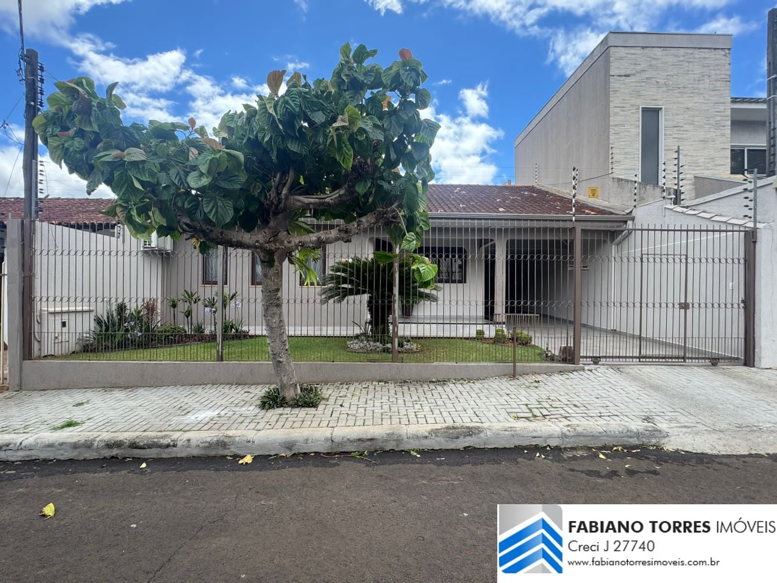 Casa, 3 quartos, 176 m² - Foto 2
