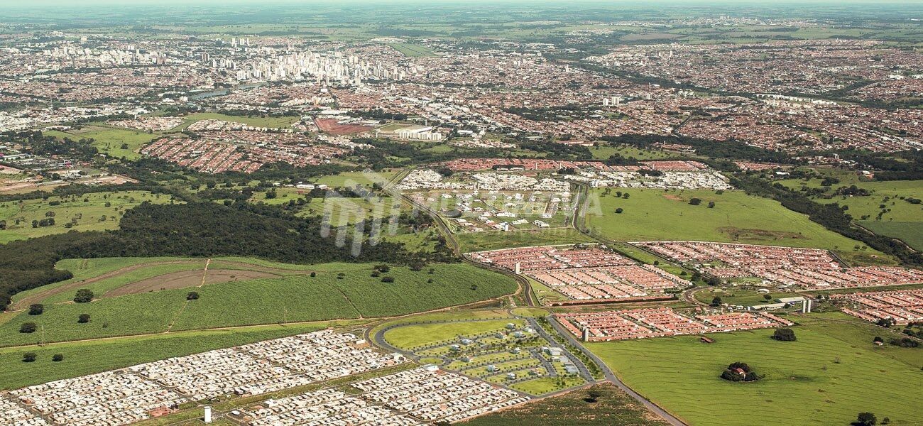 Terreno / Lote / Condomínio à venda, 220m² — foto 8 de 10