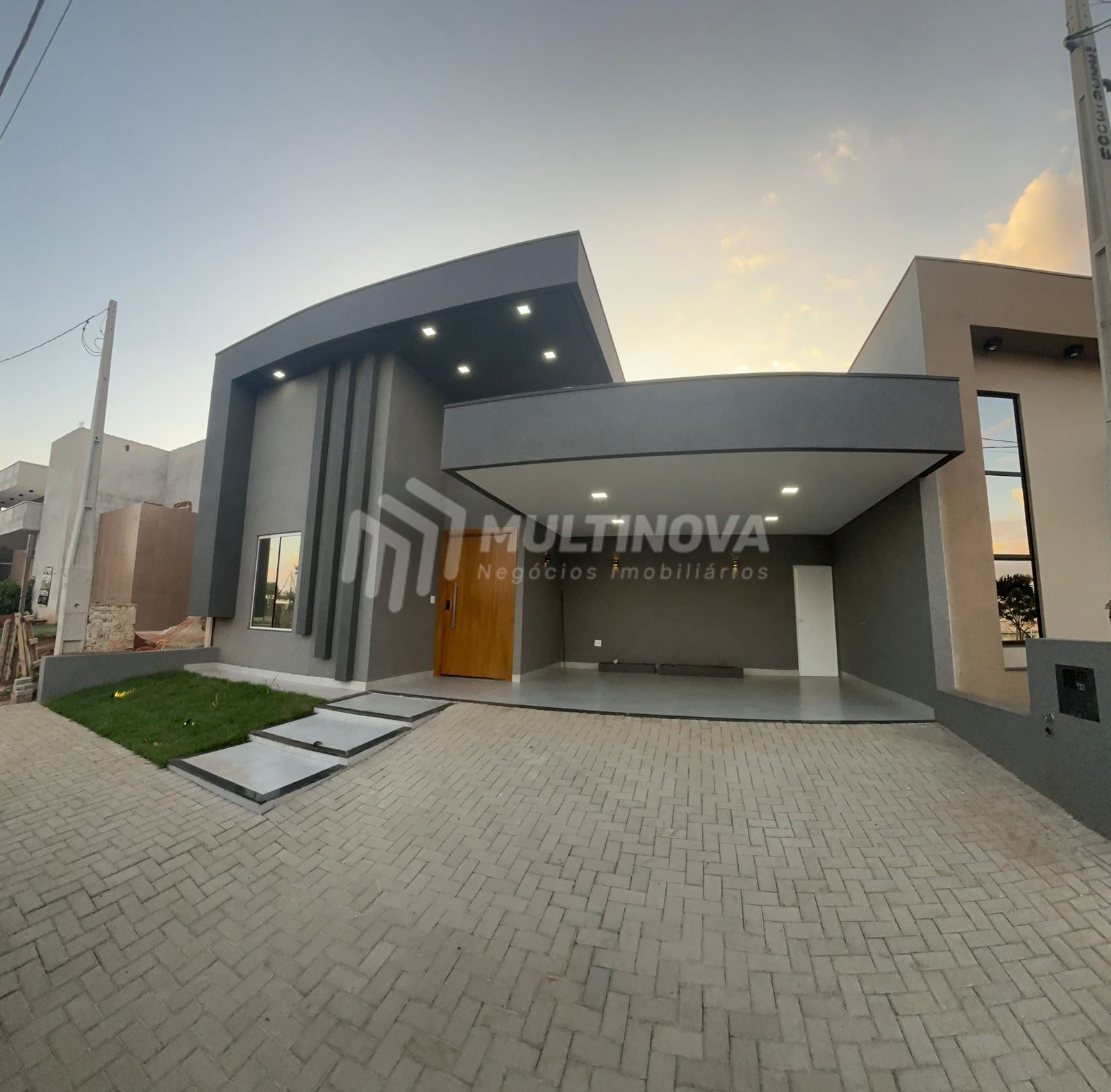 Casa de Condomínio com 3 quartos à venda, 151m² — foto 2 de 30