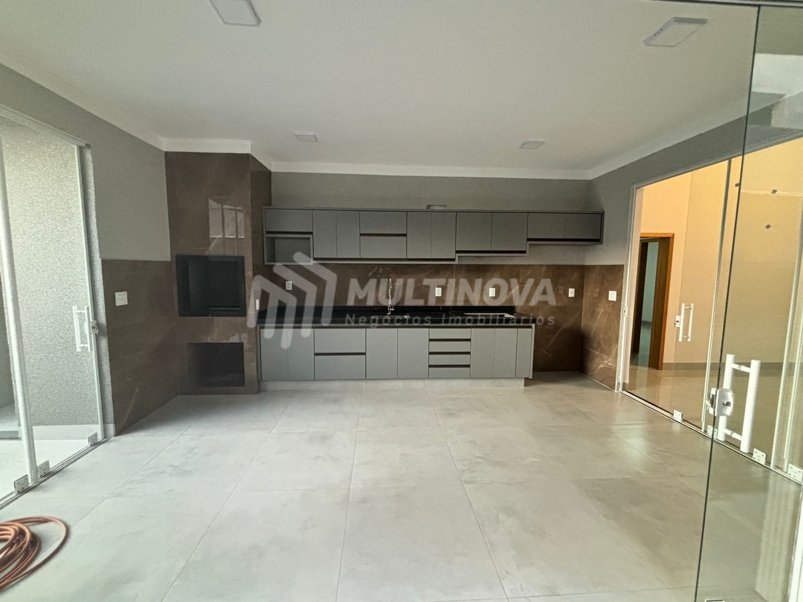 Casa de Condomínio com 3 quartos à venda, 151m² — foto 11 de 30