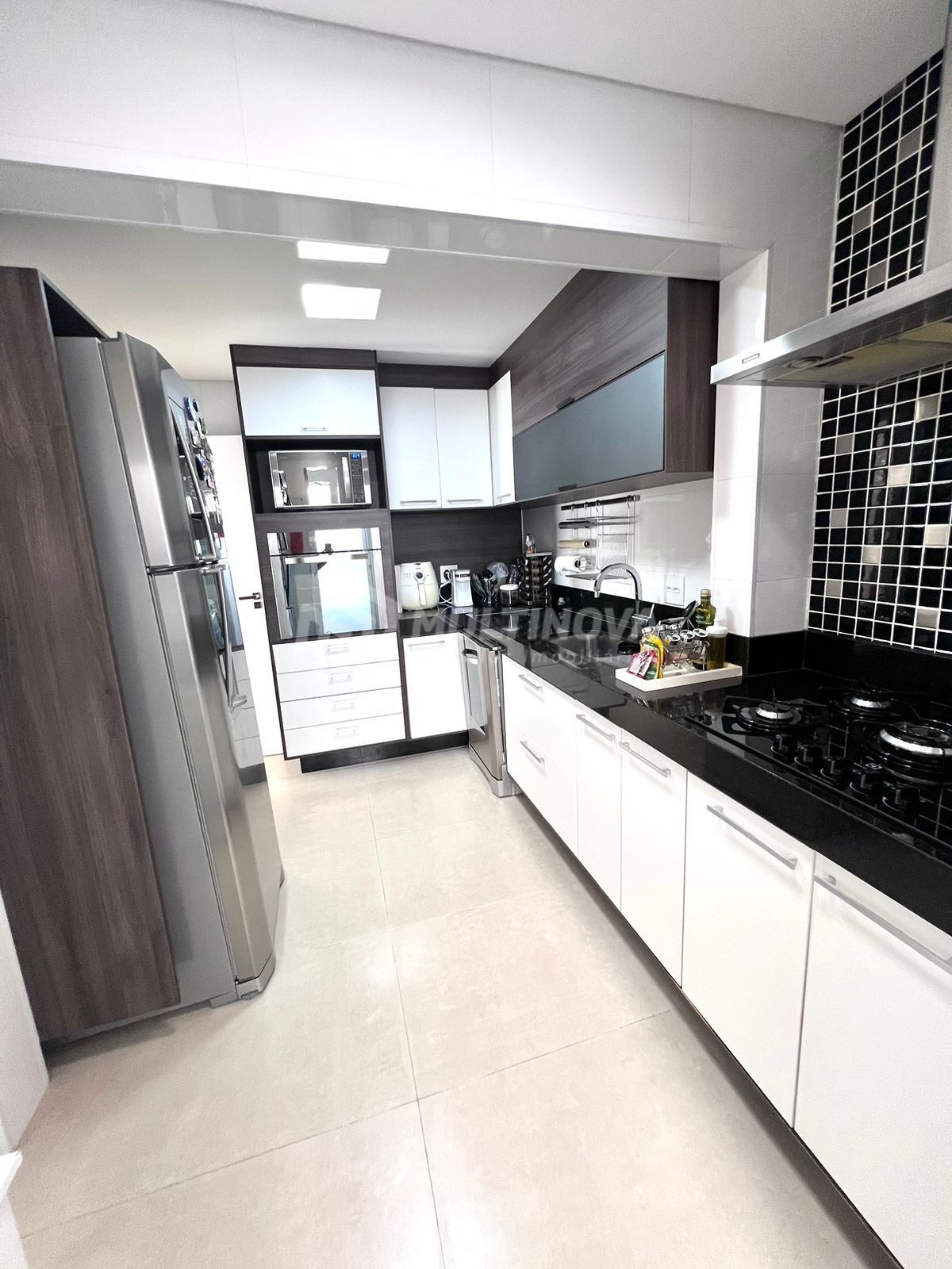 Casa de Condomínio com 2 quartos à venda, 140m² — foto 4 de 14
