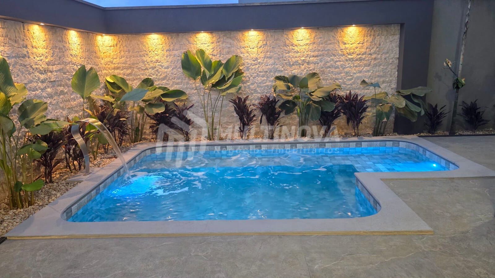 Casa de Condomínio com 4 quartos à venda, 260m² — foto 11 de 16