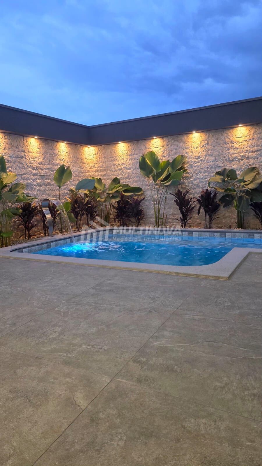 Casa de Condomínio com 4 quartos à venda, 260m² — foto 10 de 16
