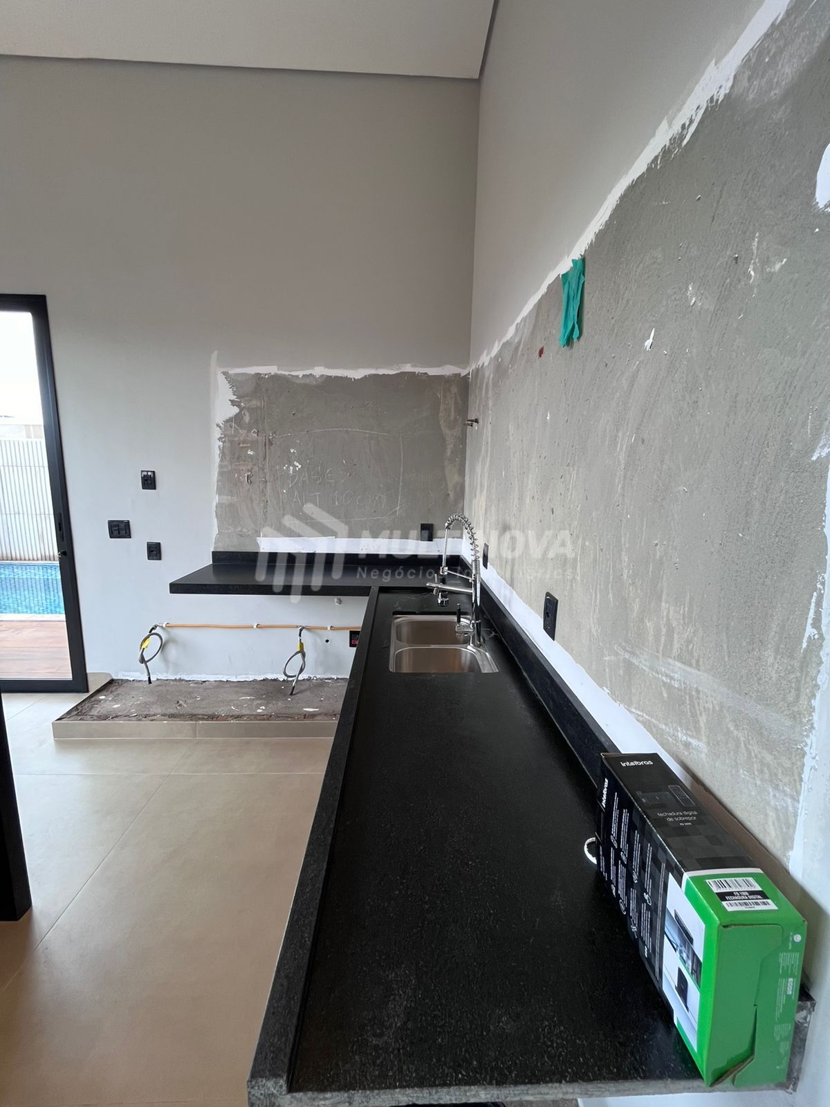 Casa de Condomínio com 3 quartos à venda, 161m² — foto 7 de 28