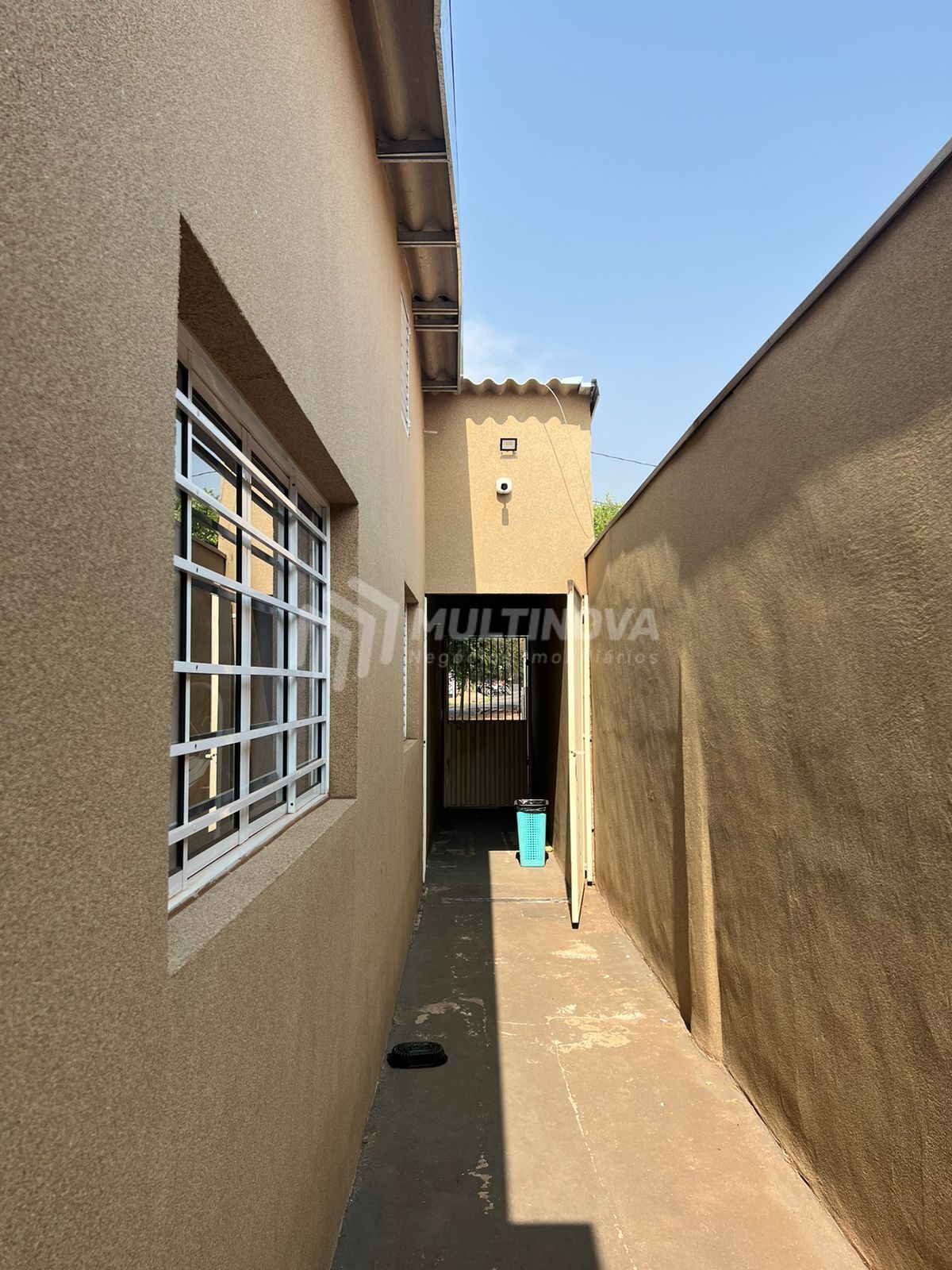 Casa com 3 quartos à venda, 198m² — foto 8 de 22