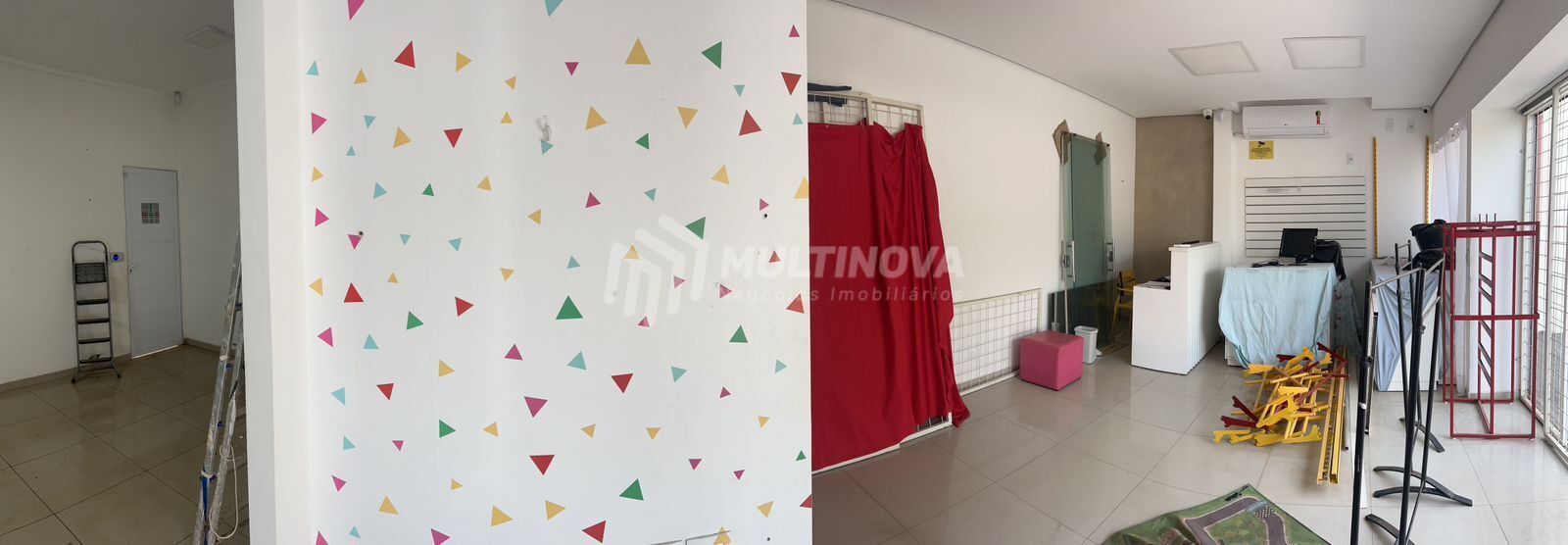 Casa com 3 quartos à venda, 198m² — foto 4 de 22