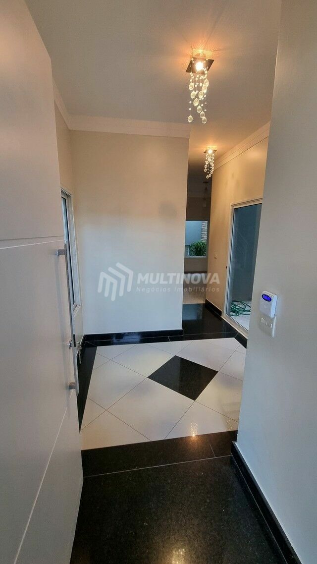 Sobrado com 3 quartos à venda, 350m² — foto 16 de 20