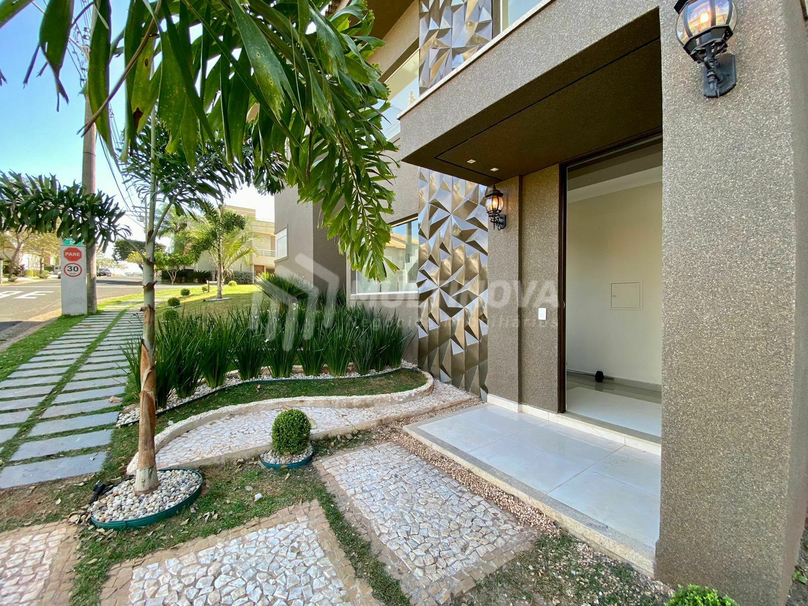 Casa de Condomínio com 4 quartos à venda, 380m² — foto 5 de 21