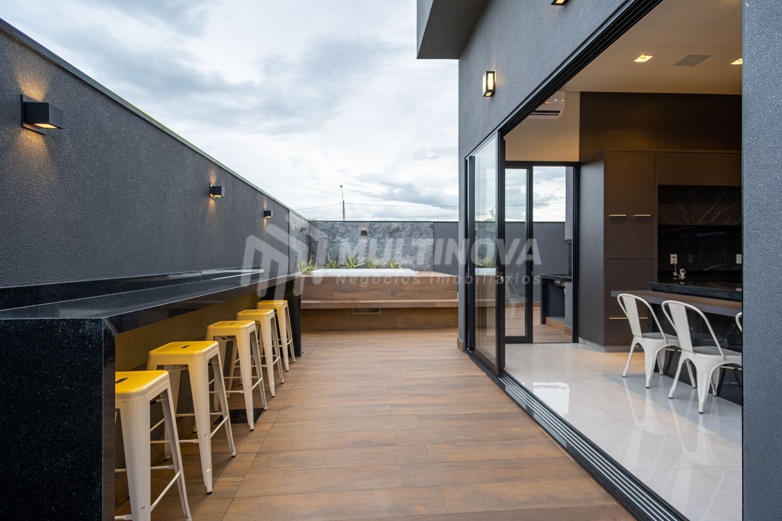 Casa de Condomínio com 3 quartos à venda, 163m² — foto 5 de 5
