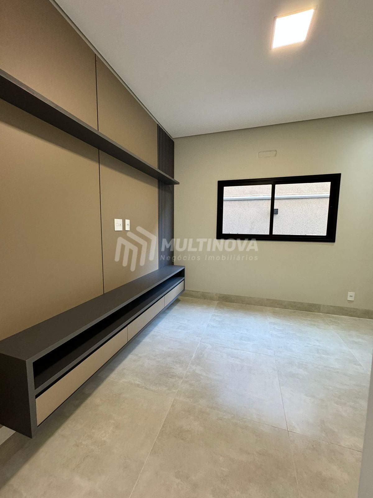 Casa de Condomínio com 3 quartos à venda, 220m² — foto 5 de 22