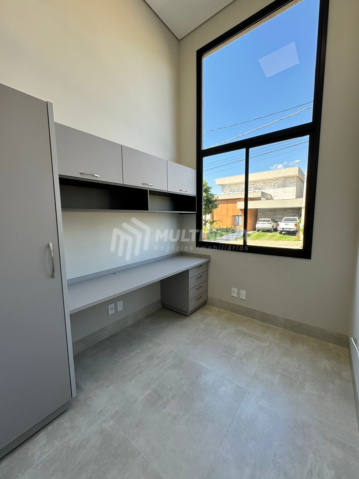 Casa de Condomínio com 3 quartos à venda, 220m² — foto 6 de 22