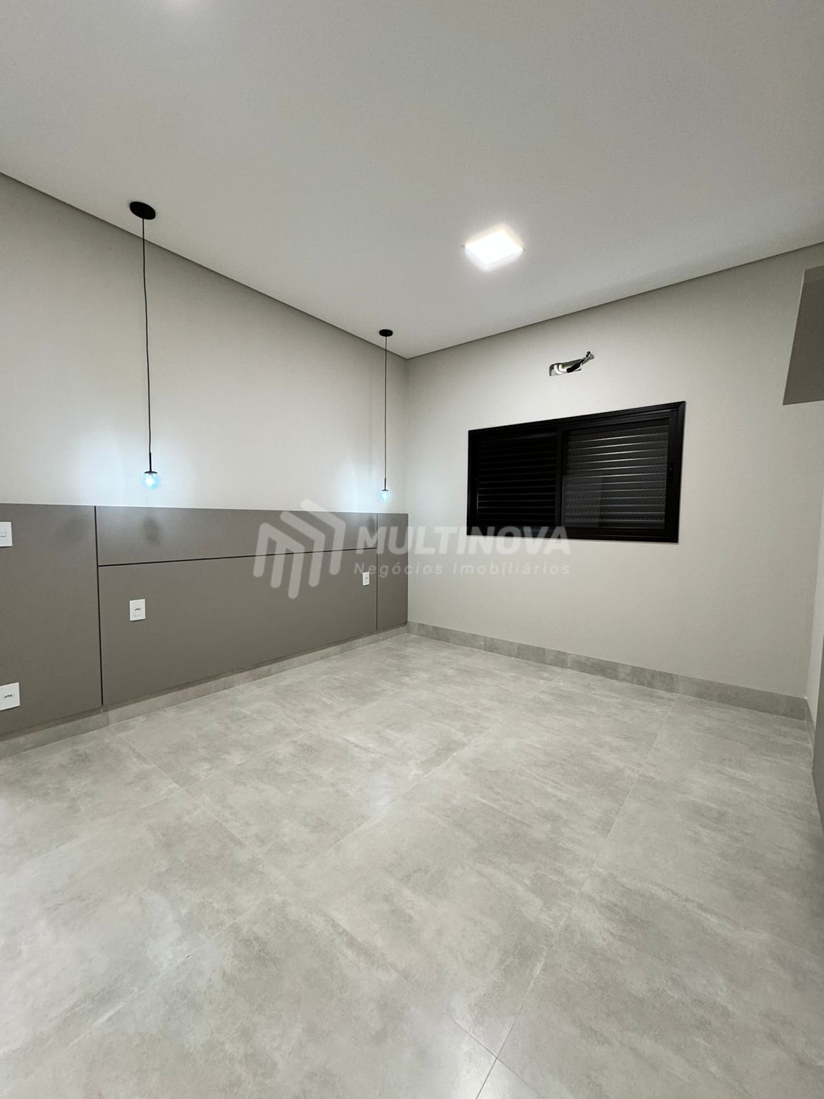 Casa de Condomínio com 3 quartos à venda, 220m² — foto 17 de 22