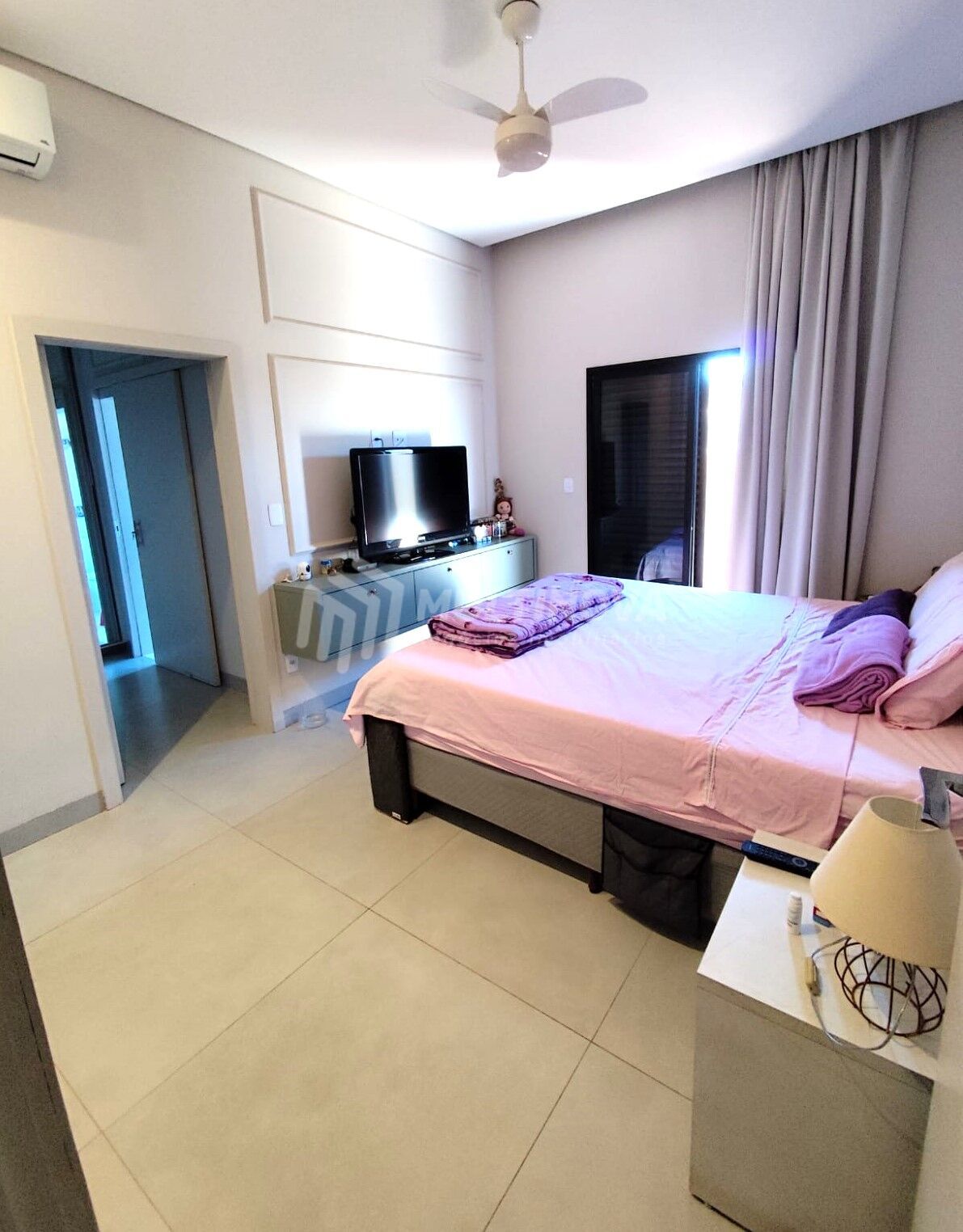 Casa de Condomínio com 3 quartos à venda, 188m² — foto 8 de 22