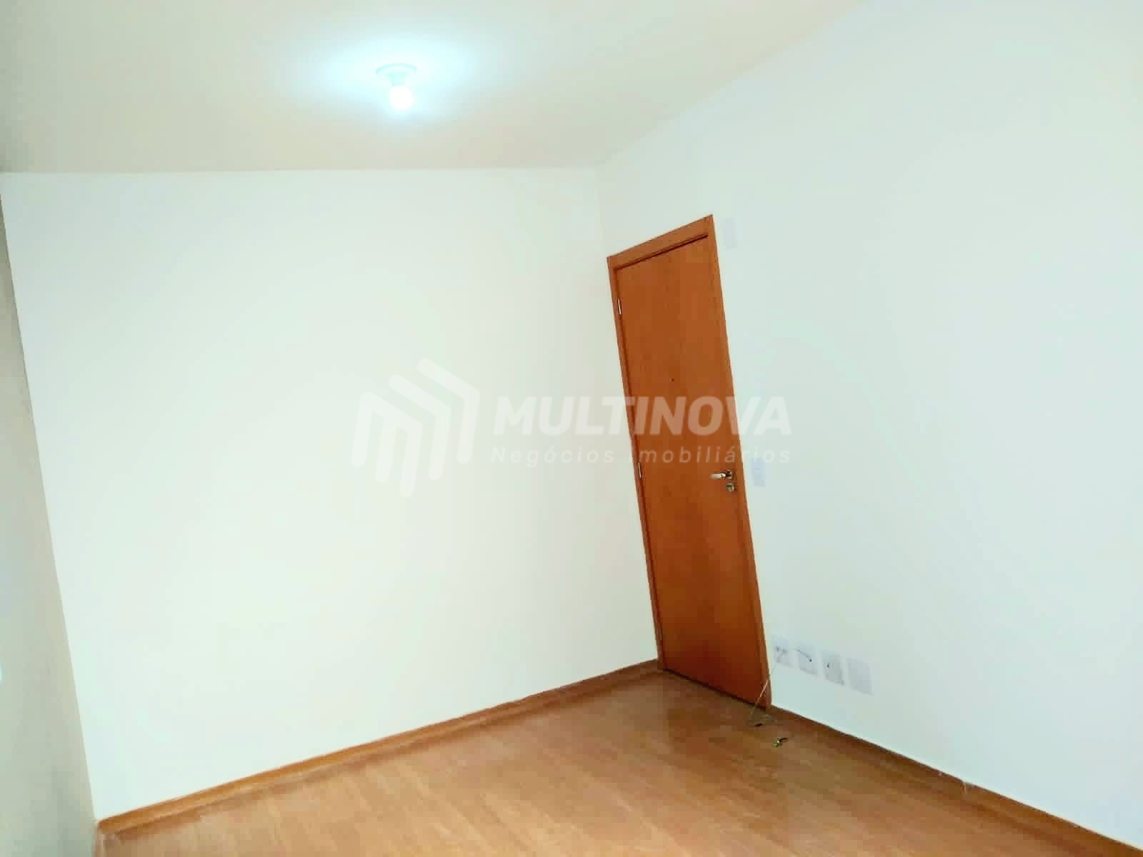 Apartamento com 2 quartos à venda, 52m² — foto 8 de 9