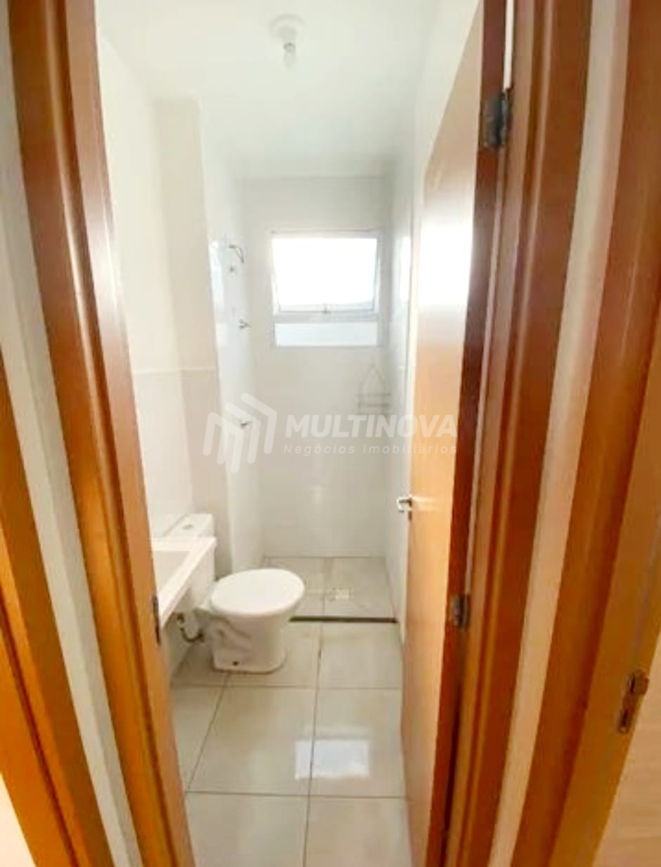 Apartamento com 2 quartos à venda, 52m² — foto 2 de 9