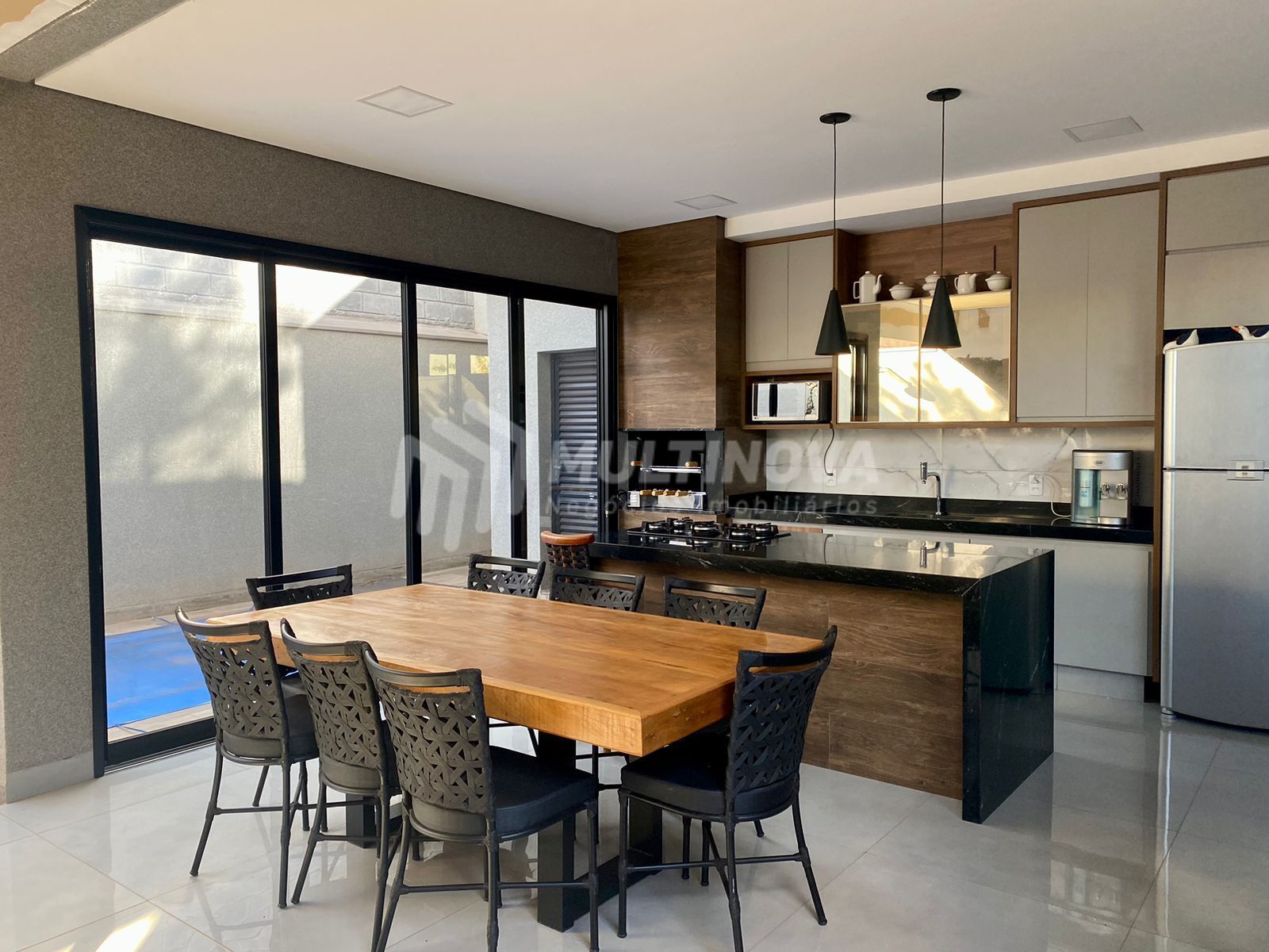 Casa de Condomínio com 3 quartos à venda, 173m² — foto 9 de 19