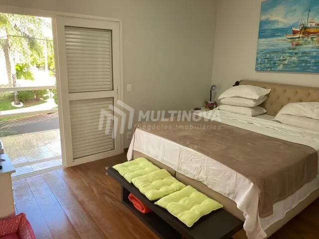 Casa de Condomínio com 3 quartos à venda, 280m² — foto 5 de 8