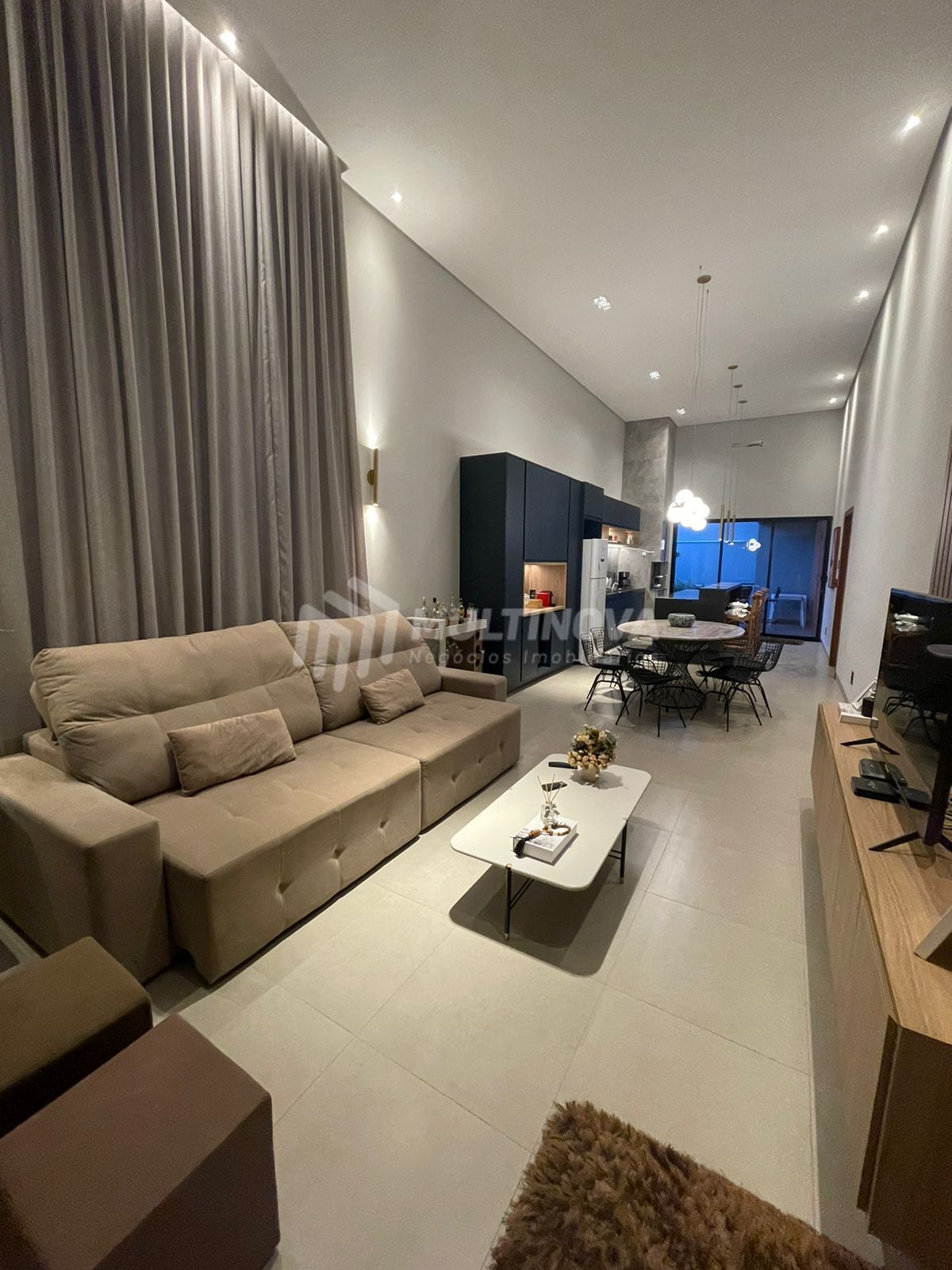 Casa de Condomínio com 3 quartos à venda, 143m² — foto 3 de 14