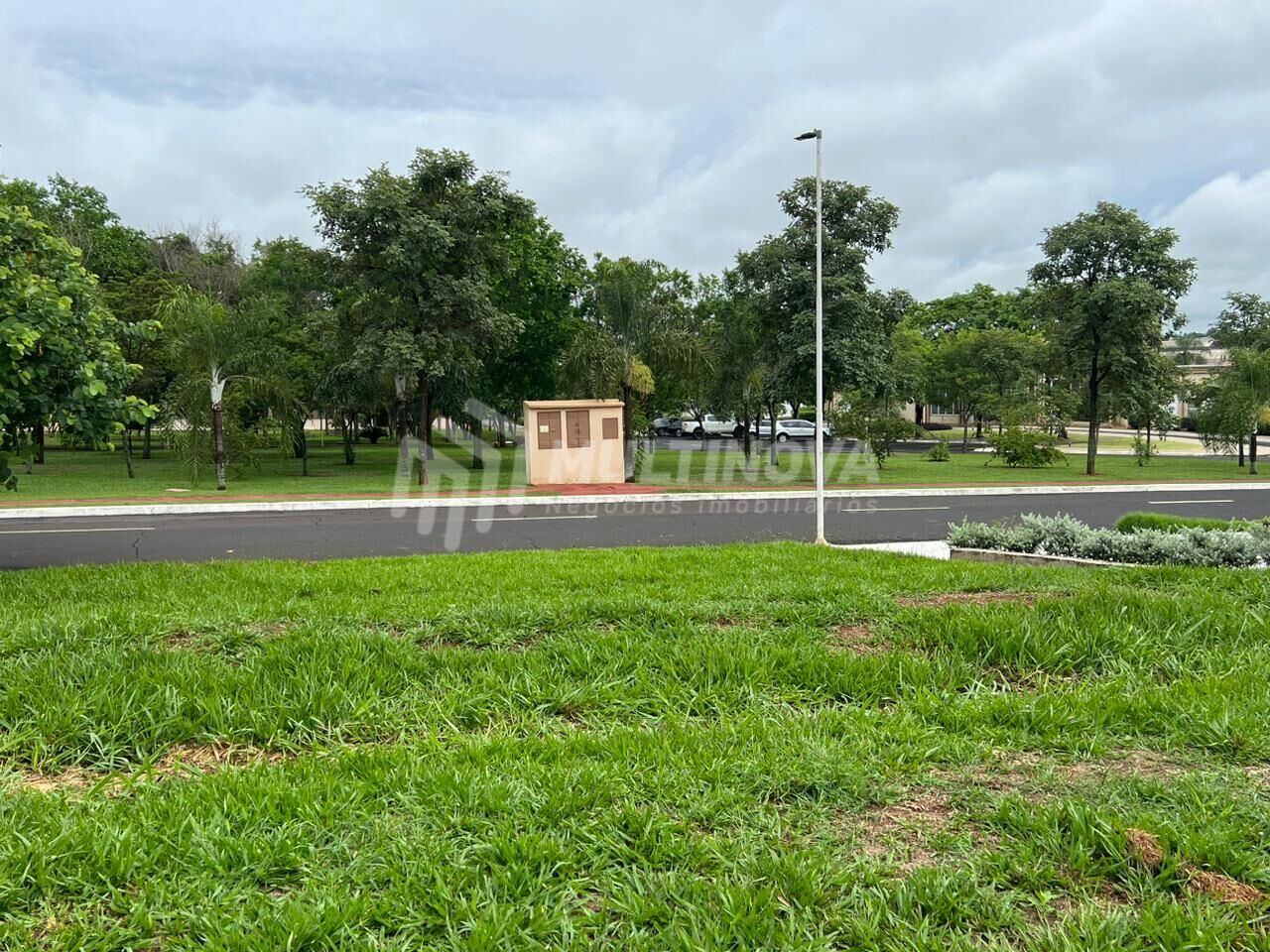 Terreno / Lote / Condomínio à venda, 494m² — foto 4 de 5