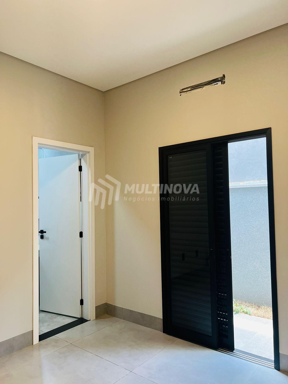 Casa de Condomínio com 3 quartos à venda, 170m² — foto 32 de 33