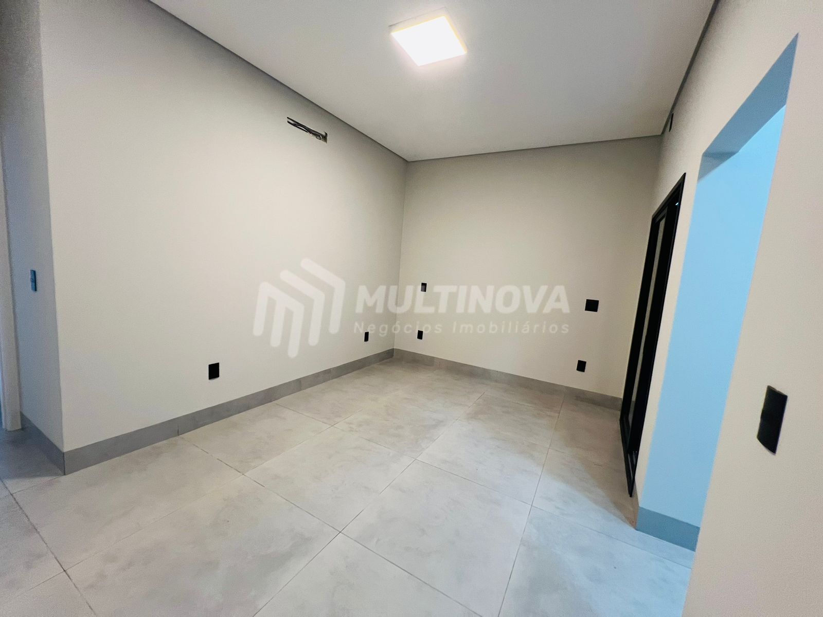Casa de Condomínio com 3 quartos à venda, 170m² — foto 18 de 33