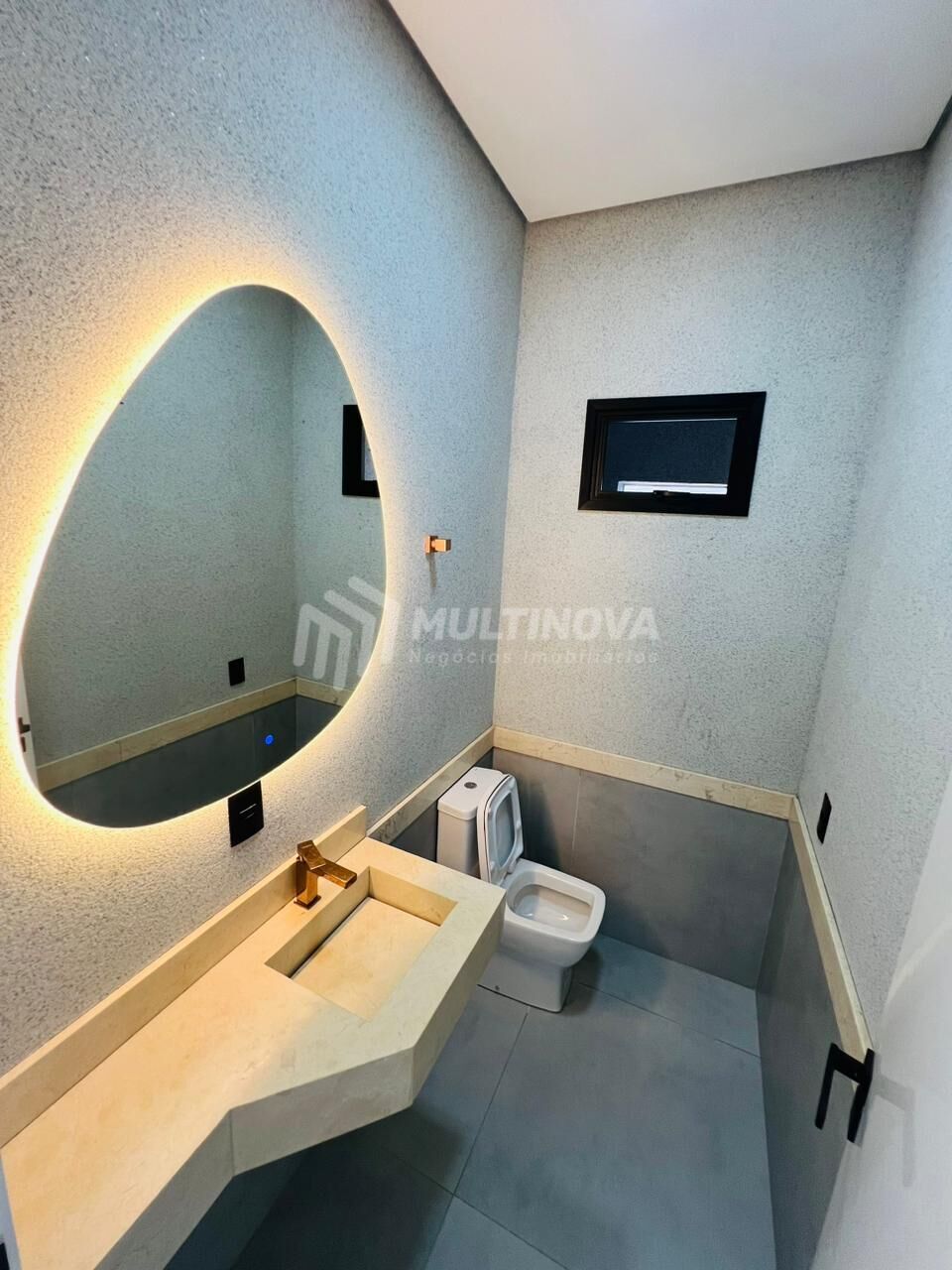 Casa de Condomínio com 3 quartos à venda, 170m² — foto 4 de 33