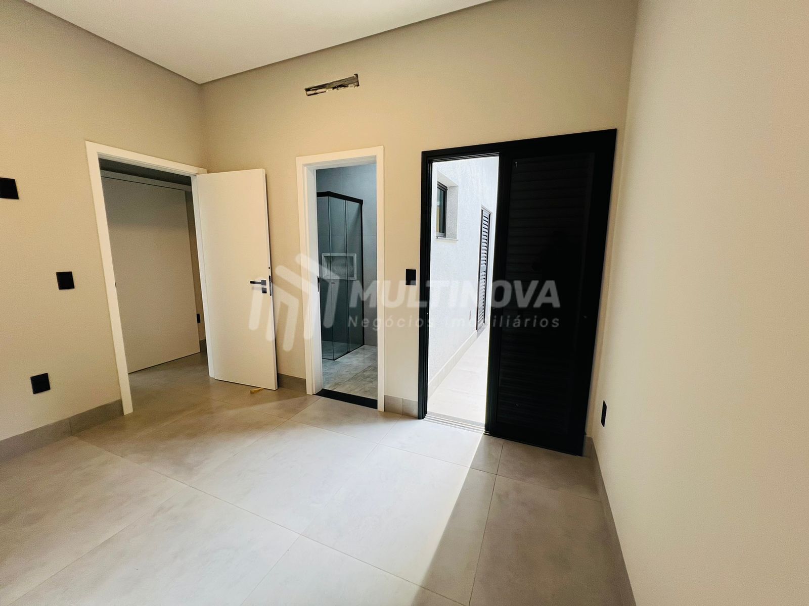 Casa de Condomínio com 3 quartos à venda, 170m² — foto 26 de 33