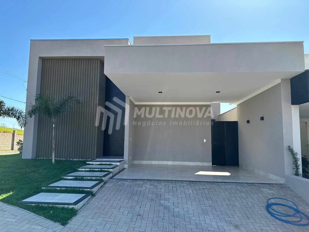 Casa de Condomínio com 3 quartos à venda, 156m² — foto 3 de 15