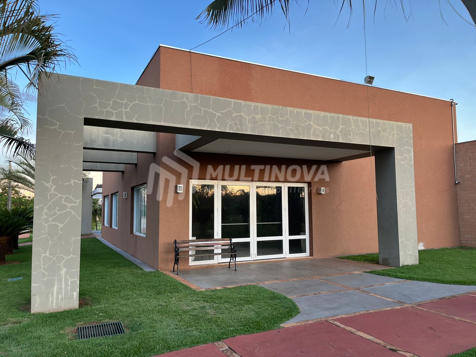 Terreno / Lote / Condomínio à venda, 275m² — foto 9 de 9