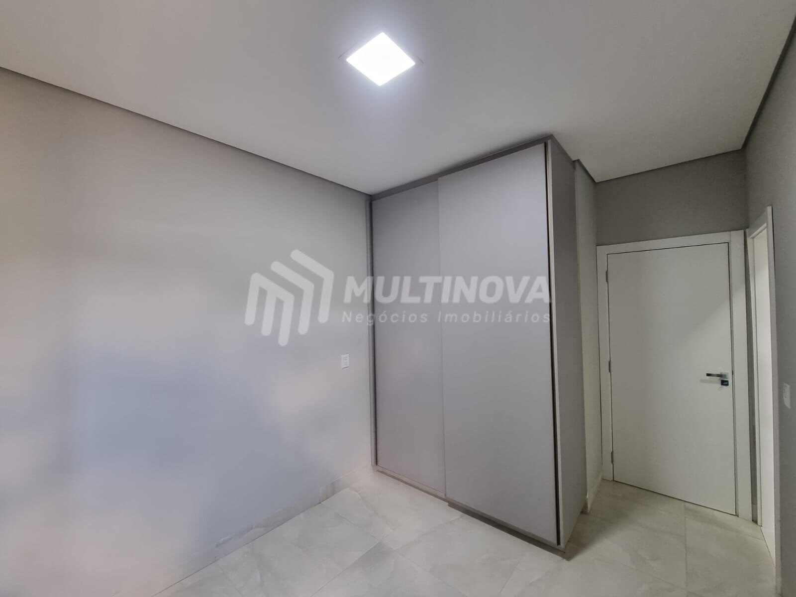 Casa de Condomínio com 3 quartos à venda, 157m² — foto 9 de 14