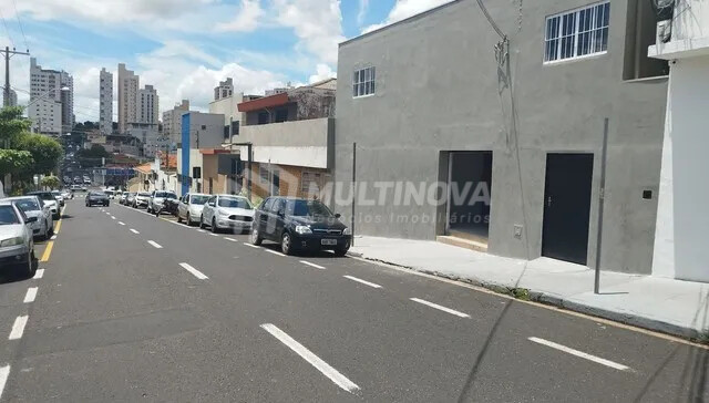 Loja / Salão / Ponto Comercial à venda, 363m² — foto 1 de 5