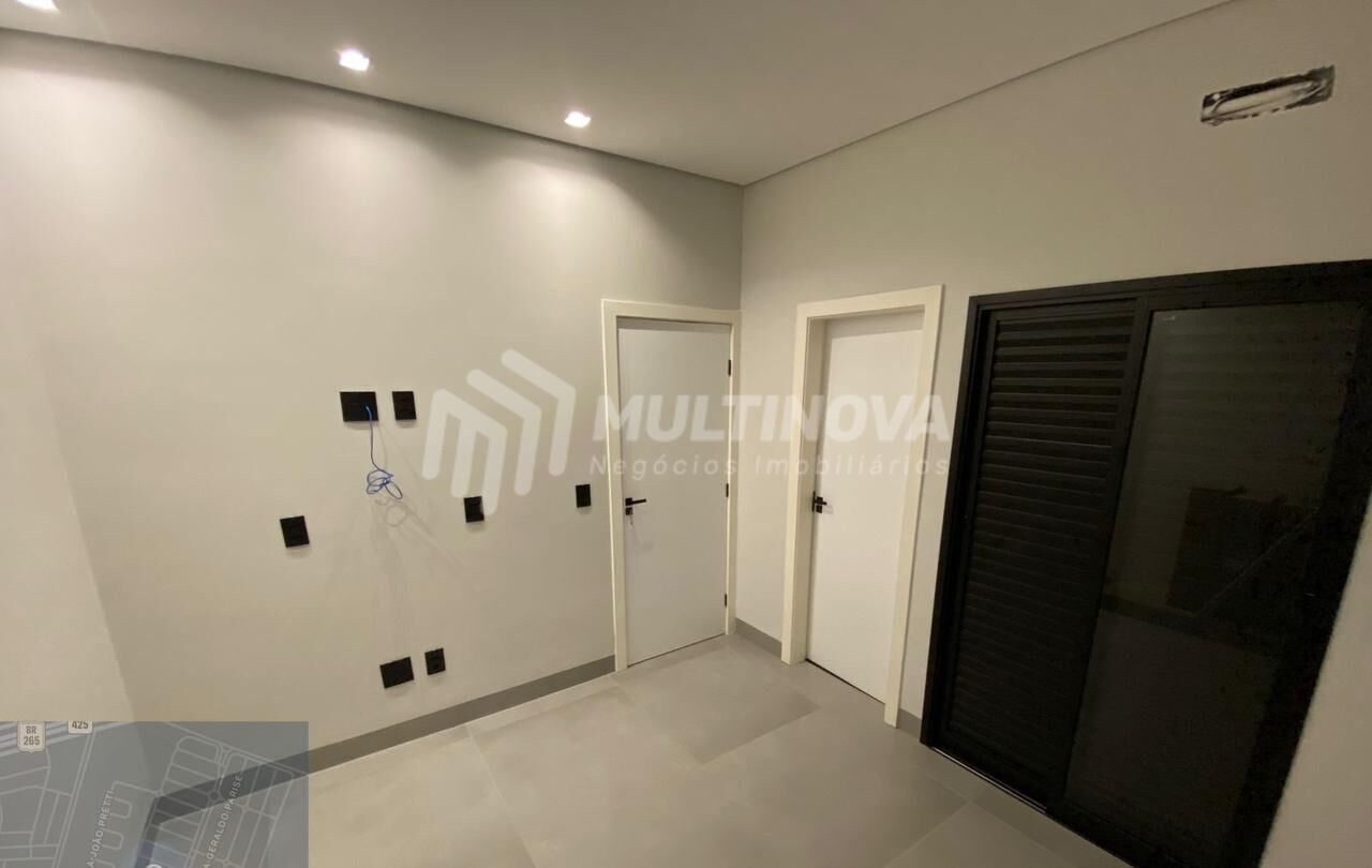 Casa de Condomínio com 2 quartos à venda, 168m² — foto 12 de 18
