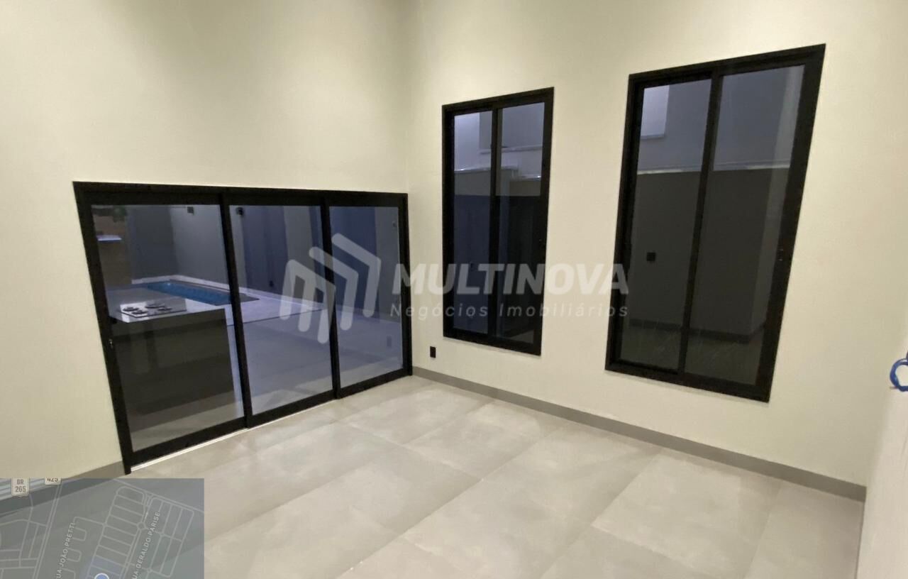 Casa de Condomínio com 2 quartos à venda, 168m² — foto 4 de 18