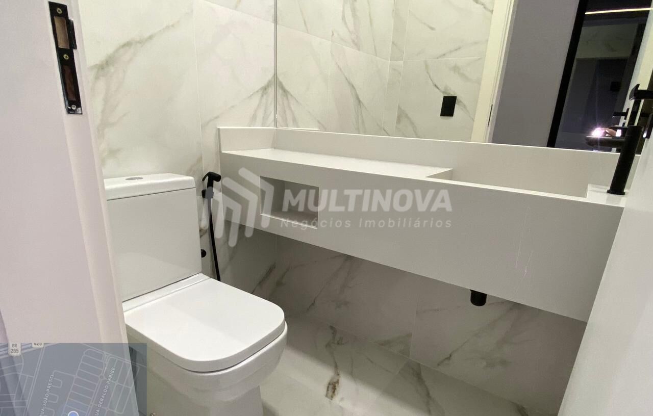 Casa de Condomínio com 2 quartos à venda, 168m² — foto 3 de 18