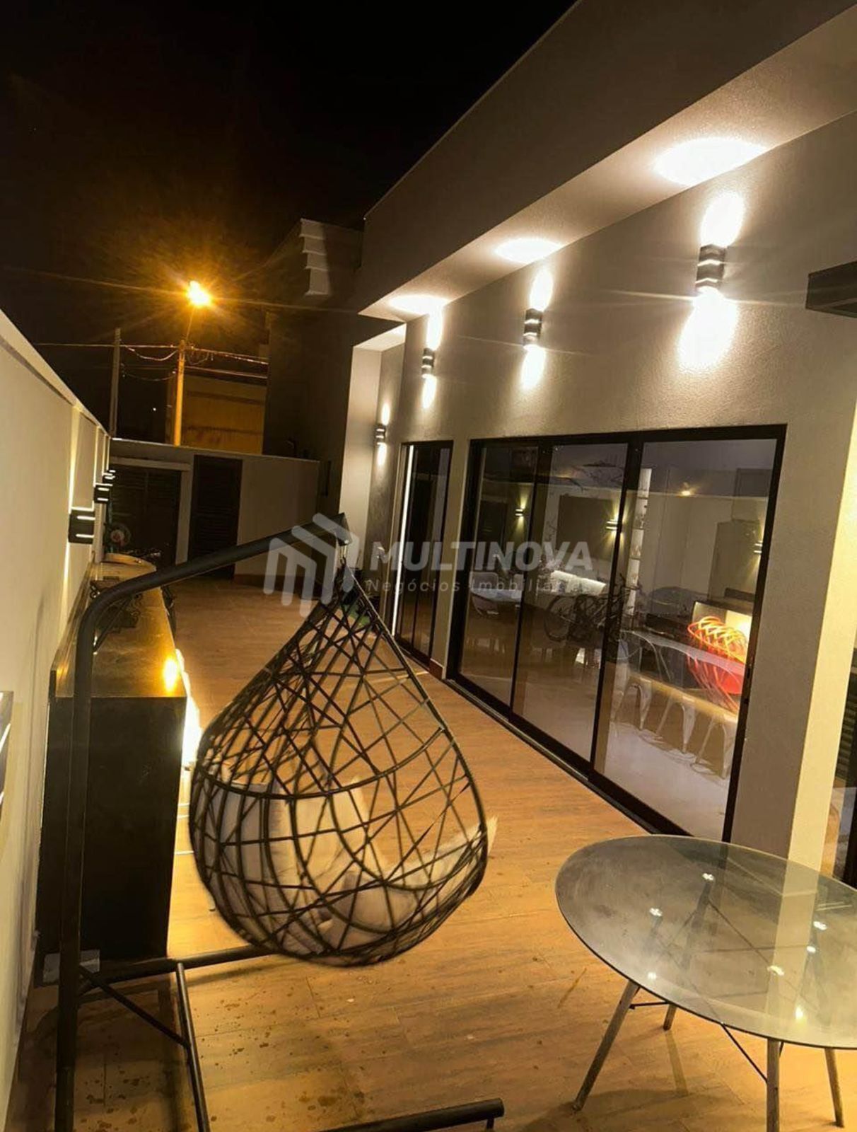 Casa de Condomínio com 3 quartos à venda, 300m² — foto 10 de 13