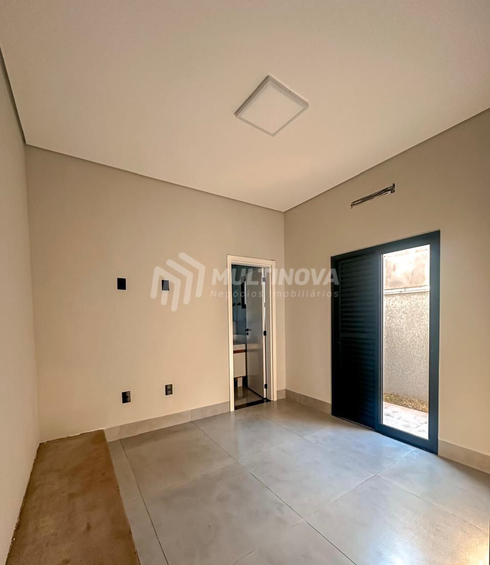 Casa de Condomínio com 3 quartos à venda, 170m² — foto 11 de 15