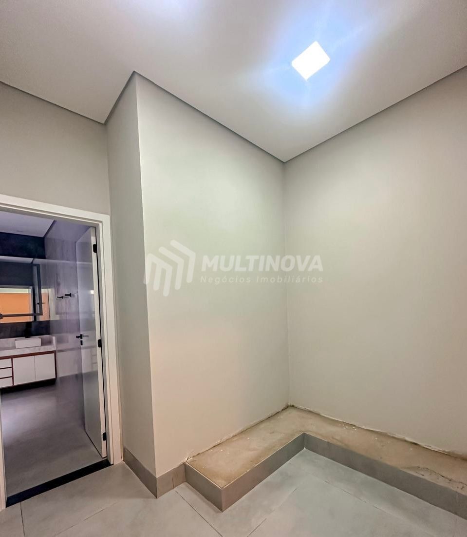 Casa de Condomínio com 3 quartos à venda, 170m² — foto 8 de 15