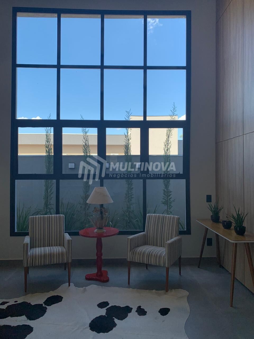 Casa de Condomínio com 3 quartos à venda, 251m² — foto 3 de 32