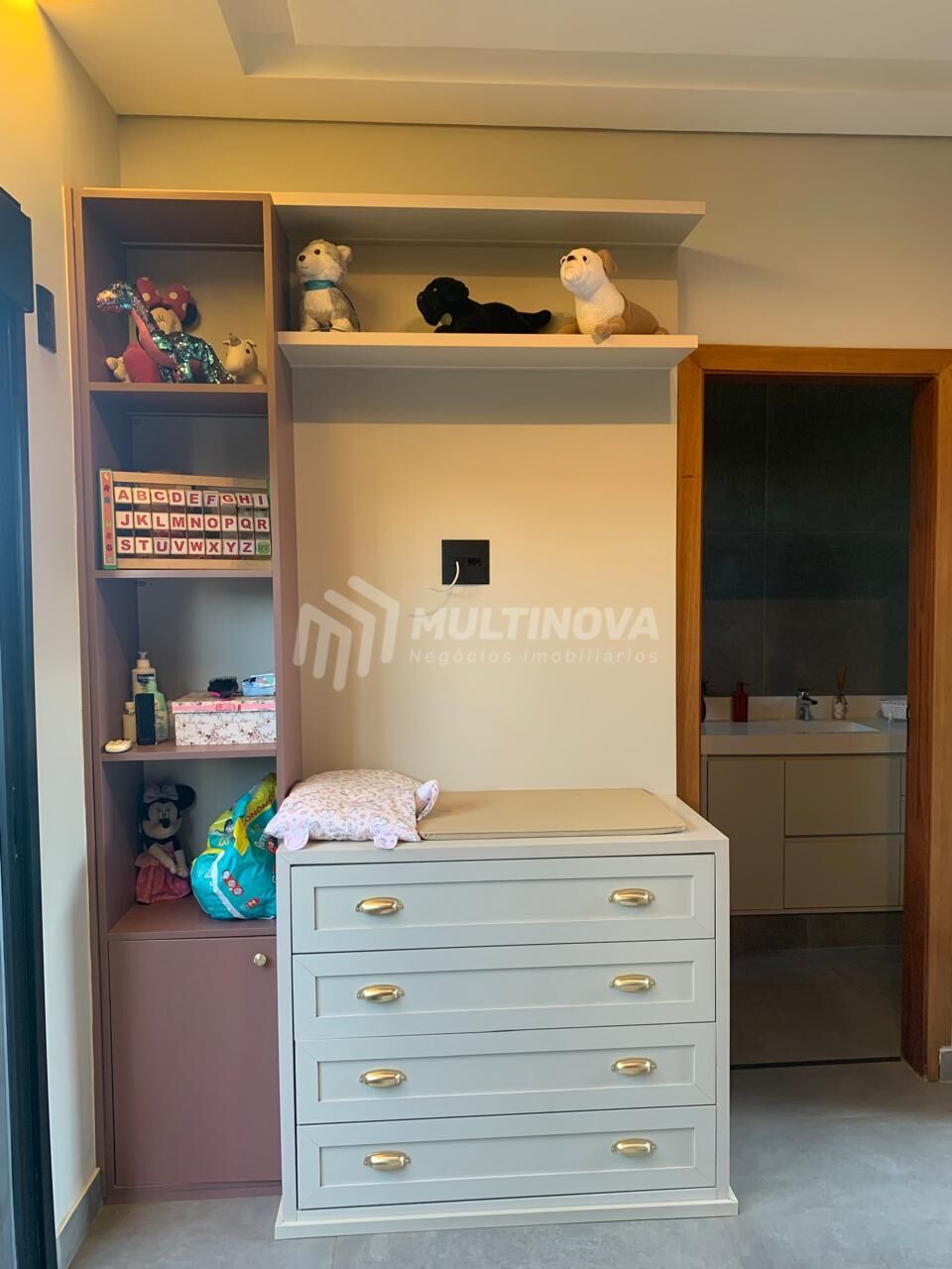 Casa de Condomínio com 3 quartos à venda, 251m² — foto 26 de 32