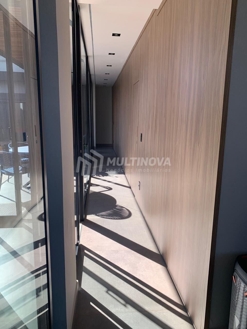 Casa de Condomínio com 3 quartos à venda, 251m² — foto 20 de 32