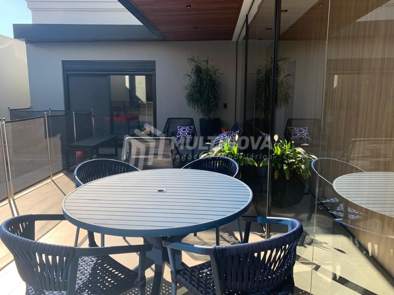 Casa de Condomínio com 3 quartos à venda, 251m² — foto 10 de 32