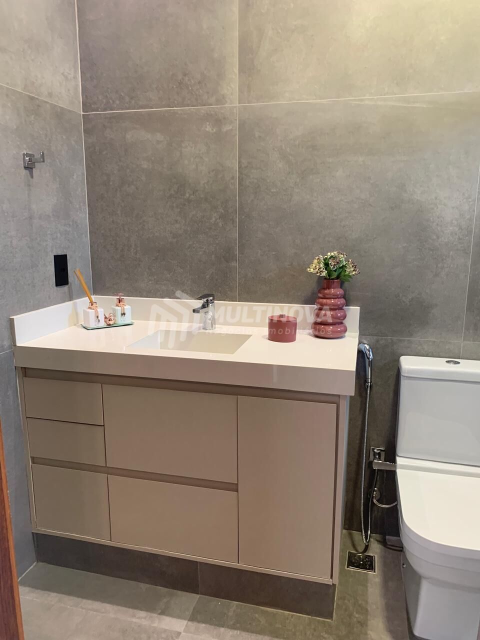 Casa de Condomínio com 3 quartos à venda, 251m² — foto 17 de 32