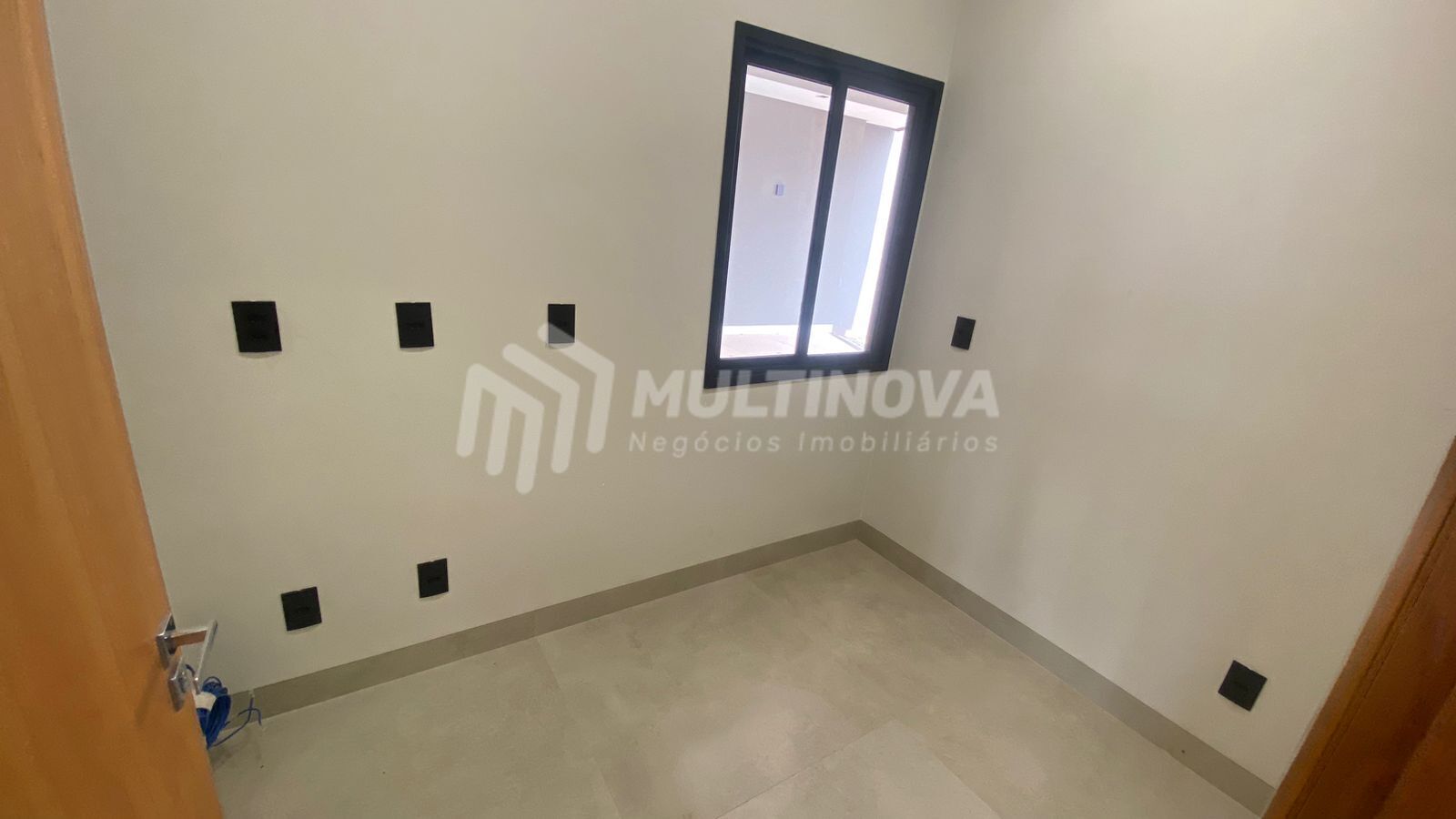 Casa de Condomínio com 3 quartos à venda, 174m² — foto 14 de 28