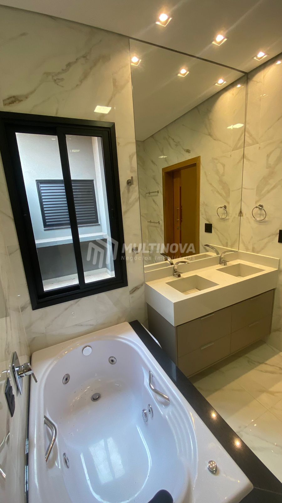 Casa de Condomínio com 3 quartos à venda, 174m² — foto 27 de 28