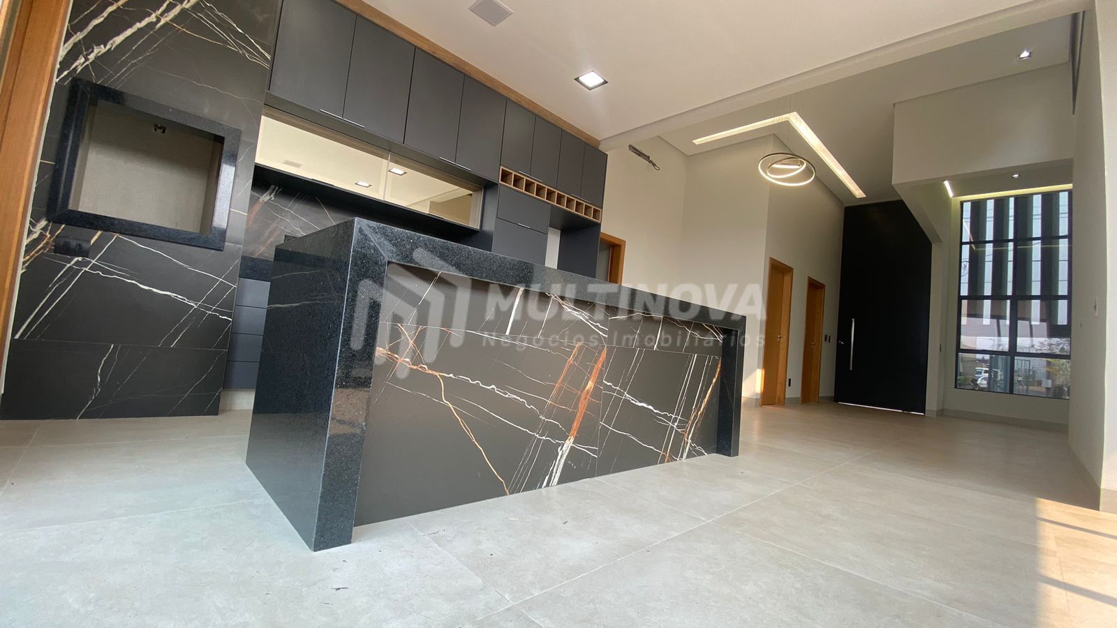 Casa de Condomínio com 3 quartos à venda, 174m² — foto 10 de 28