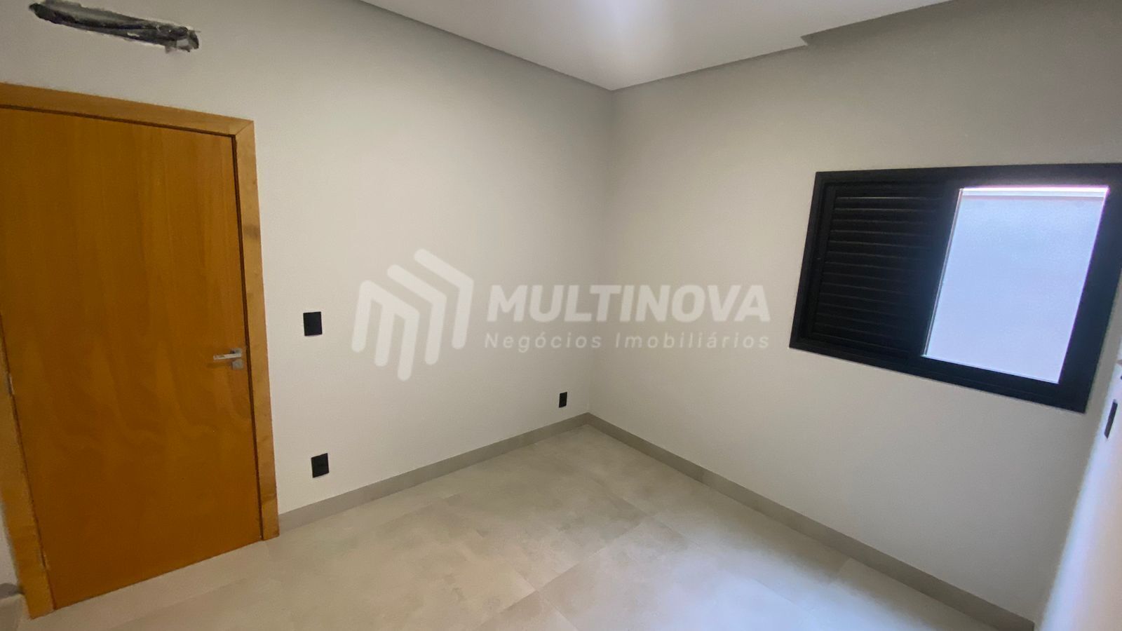 Casa de Condomínio com 3 quartos à venda, 174m² — foto 18 de 28