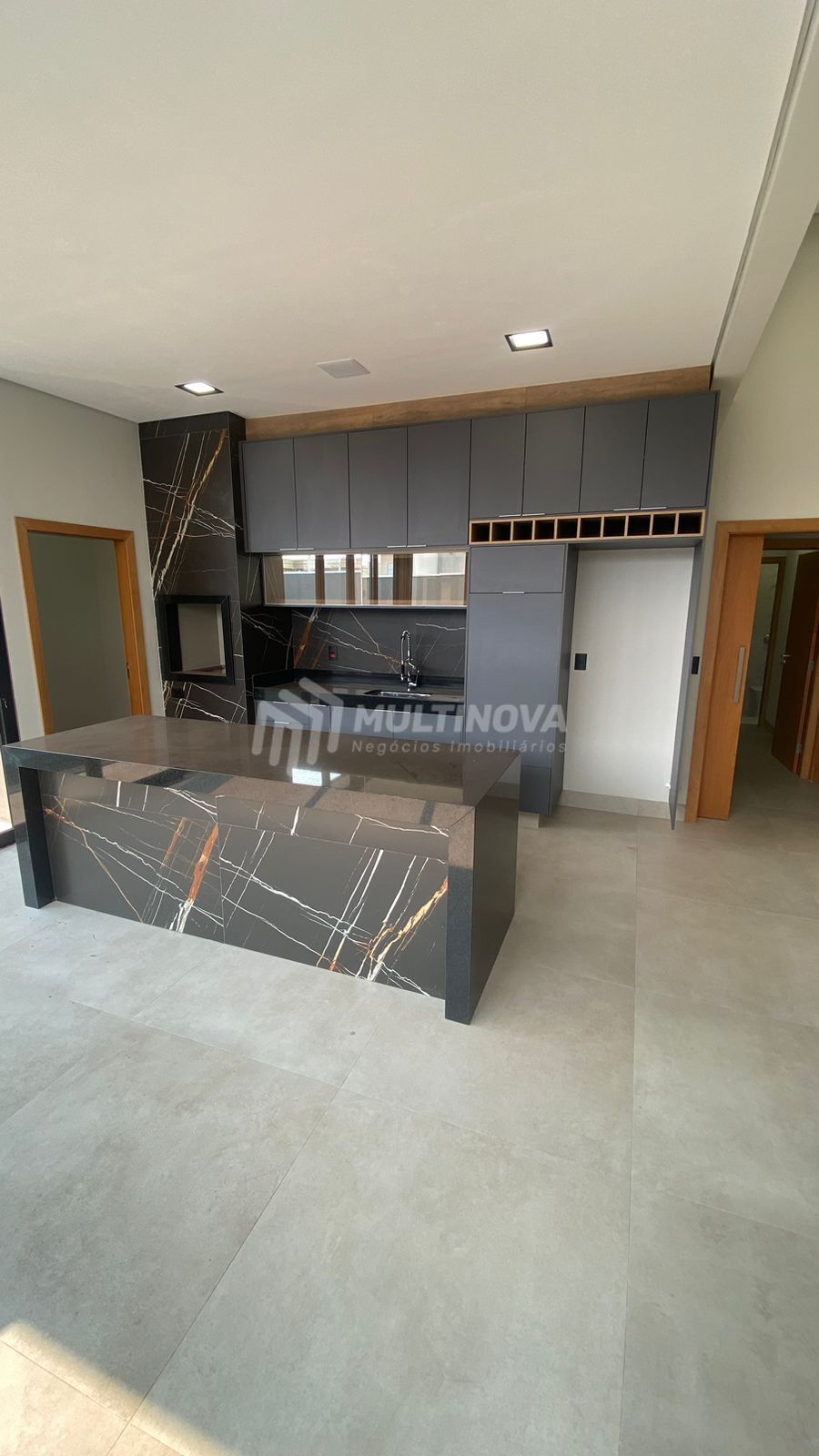 Casa de Condomínio com 3 quartos à venda, 174m² — foto 8 de 28